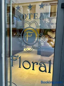 Floral Boutique Hotel - Image 2