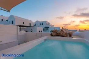 Lovely House at Oia Village Center - Image 2