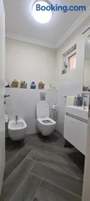 White rezidence - Image 2