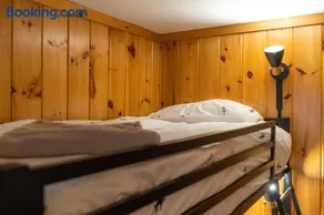 MtSnow , HotTub, Pool, Air Hockey,Ping Pong, Darts - Image 3