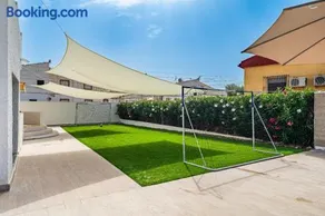 Villa with swimming pool, football field and outdoor kitchen - Image 3