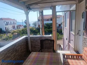 Eirini Sea House - Image 2
