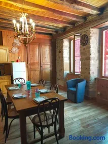 maison médiéval pour six personnes - Image 2