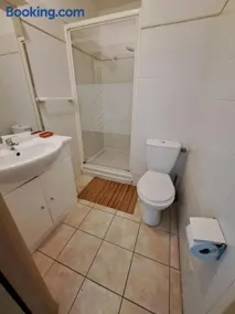 Appartement avec piscine à 2 pas de la plage - Image 2