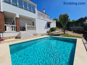 Villa with pool in the center of Mijas pueblo - Image 2