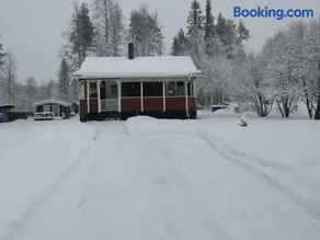 Cabin 70m from lake. Big garden - Image 3