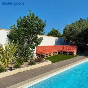 Les Elles du Moulin Avec Piscine - Image 4