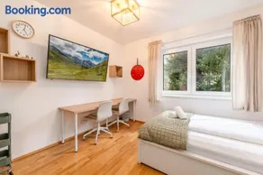 Highland Moments Apartment - by myNests - Image 3