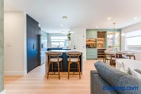 Luxury 3 Bedroom House with Spa-Like Washrooms with Smart toilets and Airconditioner - Image 3