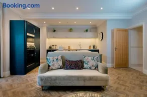 Derwent House Apartments - Image 5