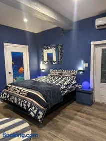 420 Friendly Suites - Image 1