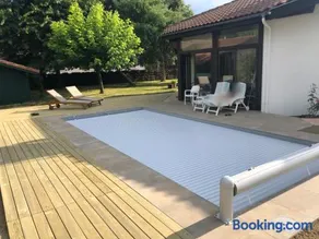 Maison landaise moderne avec piscine chauffée et spa - Image 4
