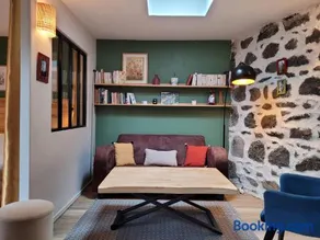 La maisonnette sous le cerisier - Image 3