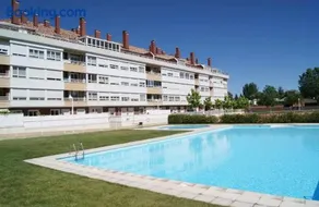 Apartamento con gran terraza y vistas a la catedral. - Image 1