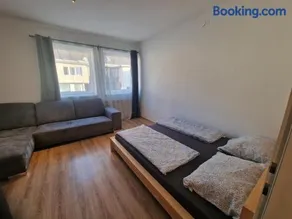 Ferien Apartments A1 in Gloggnitz - Image 2