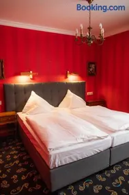 Landhaus Hotel Neuss - Image 4