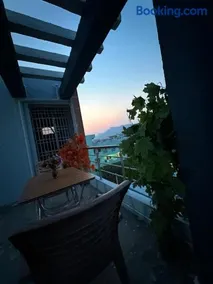Srivari Hillview Homestay - Image 3