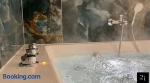 LE 21 - Suite SPA Premium - Jacuzzi Privatif & Vue Rhône - Image 5