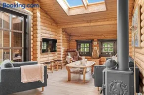 Well-Maintained Log House With Hot Tub, Sauna And Covered Terrace In Thy - Image 4
