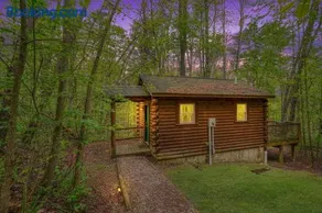 Cabine-Salle de bain privée-Standard-Sweet Dreams Cabin - Image 1