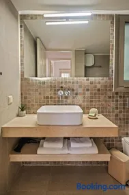 Panagea Holiday Apartments - Image 4