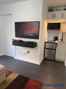 Modern sleek haven - Image 3