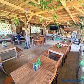 Rumsram Homestay by Rumah Etnik Papua Sorong - Image 5