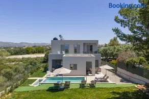 Villa Aska - Deluxe 4BR with Pool, 15' from Chania - Image 1