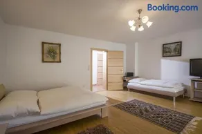 Ferienwohnung Karakas - Image 2