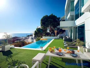 Voll ausgestattete Villa mit Grill, Garten und privatem Pool - Image 1