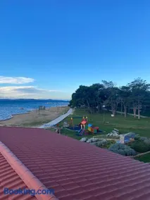 Apartment Privlaka direkt am Strand mit Klima und neuem Badezimmer Haustiere sind willkommen - Image 2