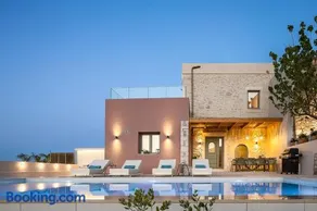 Balarina Residence - Historic Beauty & Nature at Balarina by etouri - Image 5