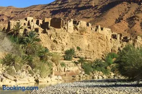 Oasis travel - Image 1