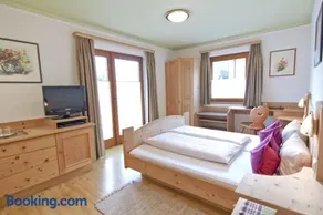 Double room, shower, toilet - Image 1