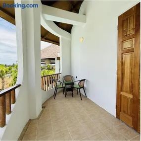 The Stones Retreat - Image 2