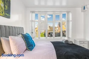 Badger Haven, Apartment 2 - Image 2