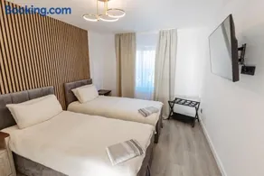 Neues Modernes Apartment, 3 Zimmer, 7 Betten, Küche, 1,5 Badezimmer - Image 4