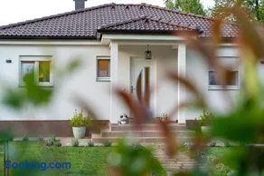 House4Seasons - Image 1