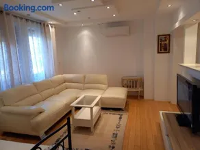 Matisse Apartment Airport - Image 1