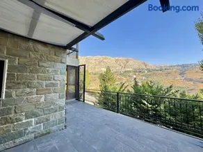 Sapa - 2-BR w Terrace in Faraya - Image 4