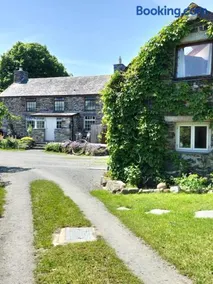 The Cosy Pad Glan Y Morfa Bach - Image 1
