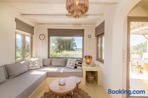 4Twaves beach house - BeachFront in Agios Ioannis - Image 1