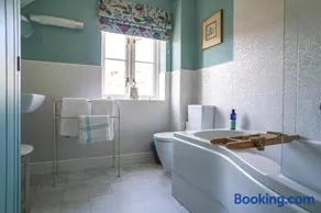 34 Grosvenor Drive - Image 5