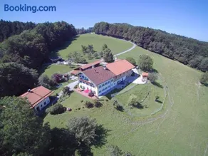 Taffenreutherhof - Image 1