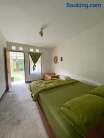 Rago's Homestay - Image 2