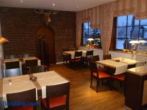Hotel Grüner Jäger - Image 1