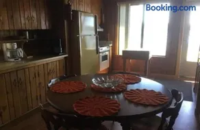 Sandy Lake Retreat - Image 2