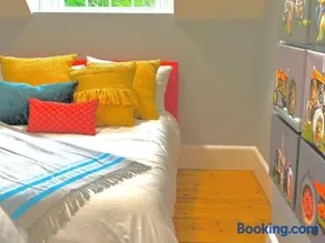 Luxury Farm Stay-Bonds Corner Bungalow-Wolf Pine Hollow - Image 2