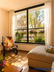 Cozy flat near park - Image 4