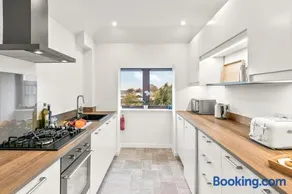 Aspen Apartment - Image 4